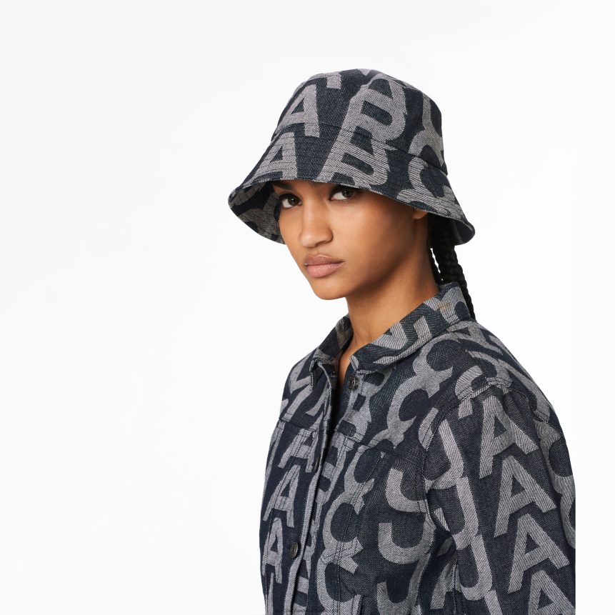 de vissershoed met monogramdenimMarc JacobsBBN88Z393