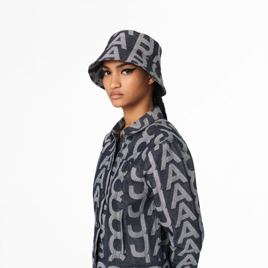 de vissershoed met monogramdenimMarc JacobsBBN88Z393